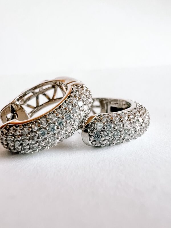 Auskarai „Silver crystal hoops“ - Image 3