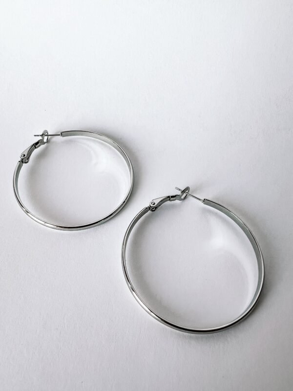 Auskarai „Silver hoops“ platesnės - Image 2